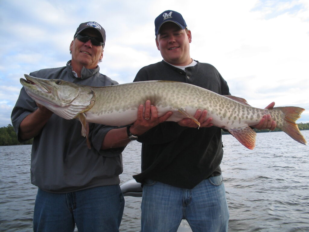 Northern Minnesota Muskie Guide Service